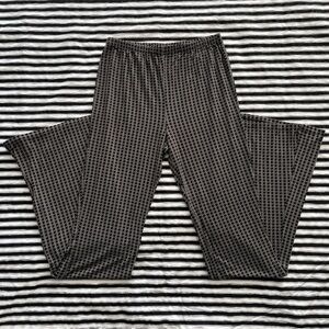 Black and White Patterned Leggings